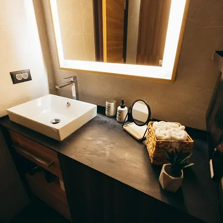 Woodside Tea Residences&spa Lejlighed